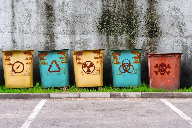 Unveiling the Silent Threat of PFAs: Safeguarding Your Health Against a Looming Danger 1 PFAs